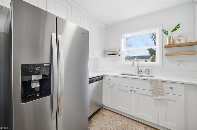 114 Buckroe Ave, Hampton, VA 23664