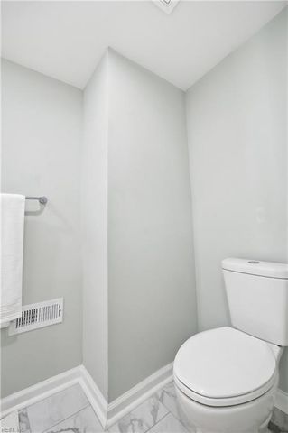 114 Buckroe Ave, Hampton, VA 23664