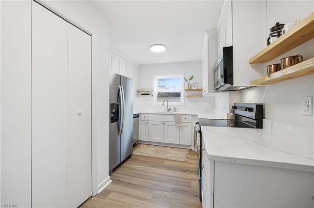 114 Buckroe Ave, Hampton, VA 23664