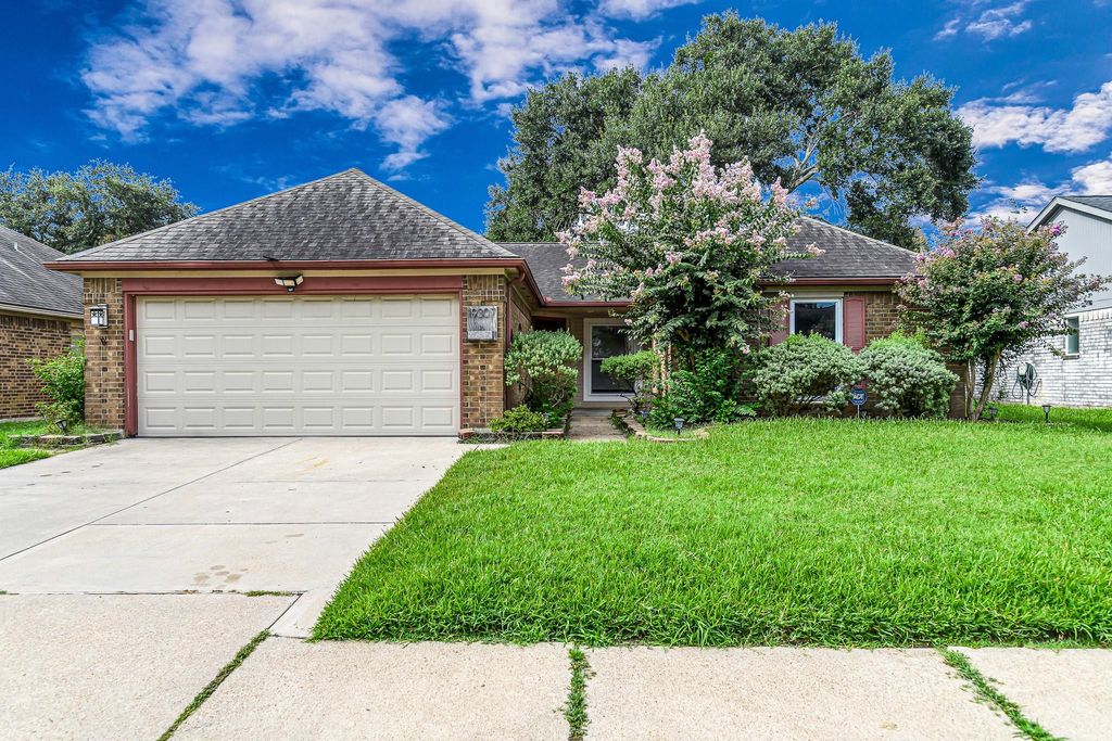 19307 Wildoats Drive, Katy, TX 77449