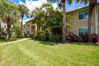 4045 CROCKERS LAKE BOULEVARD 14, Sarasota, FL 34238