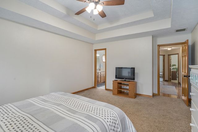 4668 S Warren Road, Springfield, MO 65810