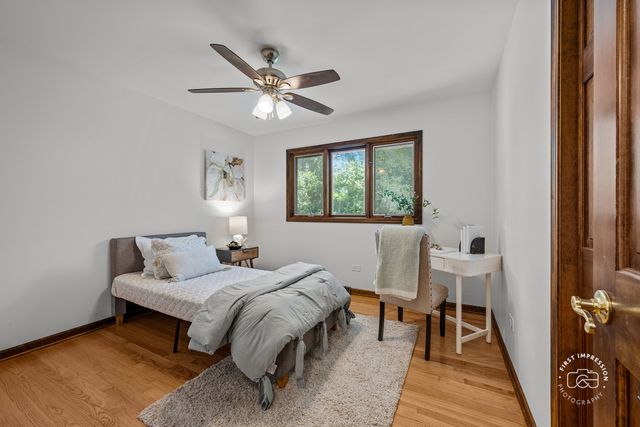 18W088 Claremont Drive, Darien, IL 60561