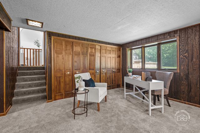 18W088 Claremont Drive, Darien, IL 60561