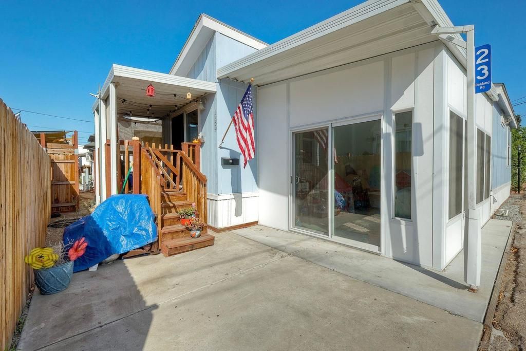 7495 Oakland Rd 23, La Mesa, CA 91942 — photo 2