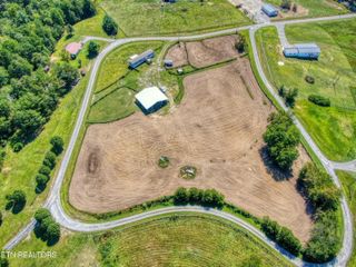 831 Fritzsche Lp, Jamestown, TN 38556