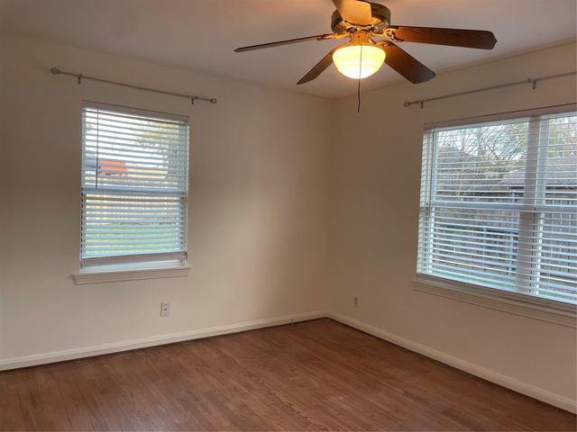 1950 Ridgemore Drive, Houston, TX 77055