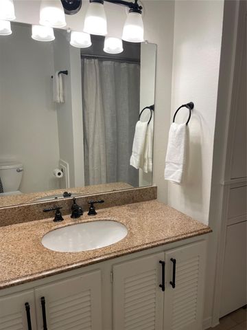 1950 Ridgemore Drive, Houston, TX 77055