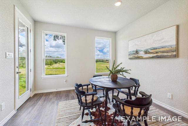 106 Poe Parkway, Castroville, TX 78009