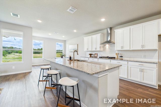 106 Poe Parkway, Castroville, TX 78009