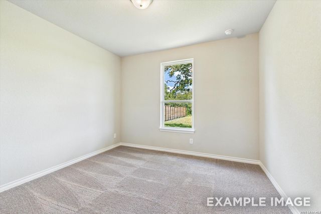 106 Poe Parkway, Castroville, TX 78009