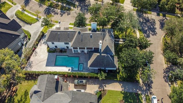 45 Clansmoor Court, Sugar Land, TX 77479