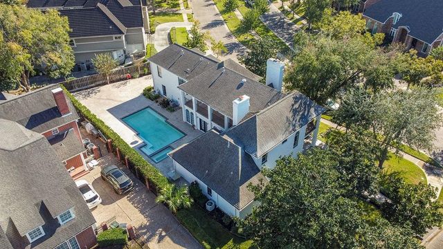 45 Clansmoor Court, Sugar Land, TX 77479