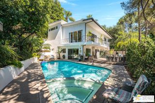 6309 Ivarene Avenue, Los Angeles, CA 90068