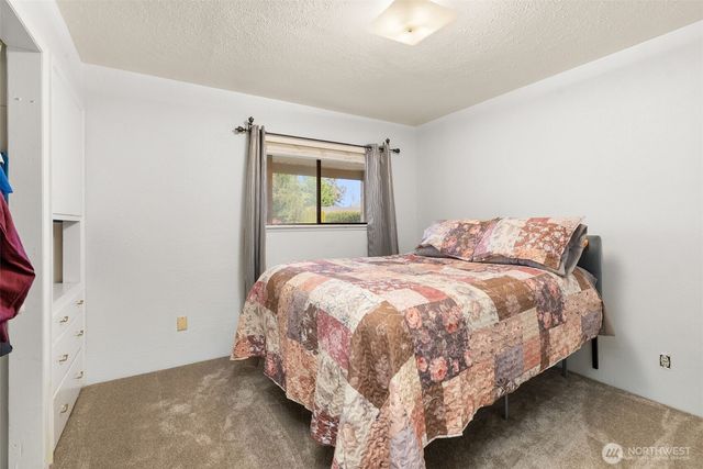 1708 6th Ave SW, Puyallup, WA 98371