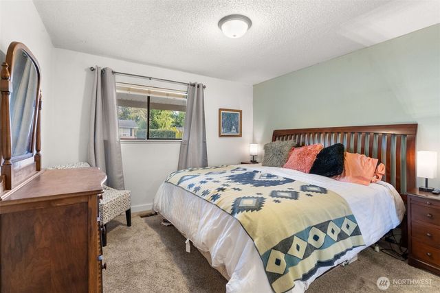 1708 6th Ave SW, Puyallup, WA 98371