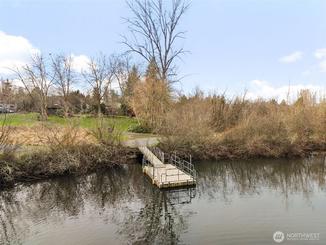 1708 6th Ave SW, Puyallup, WA 98371