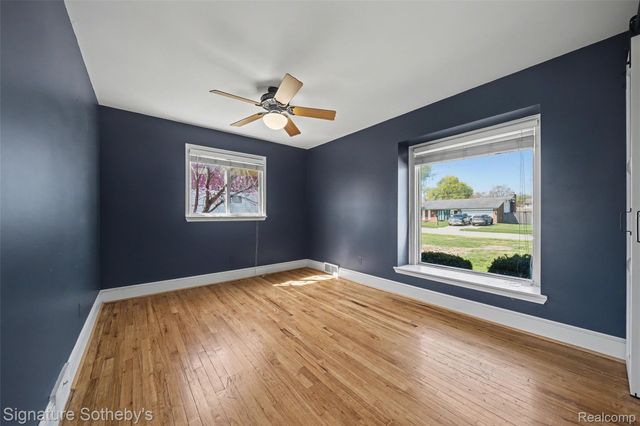 14188 Ramblewood Street, Livonia, MI 48154