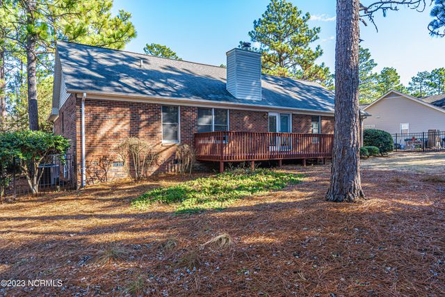 22 La Quinta Loop, Pinehurst, NC 28374