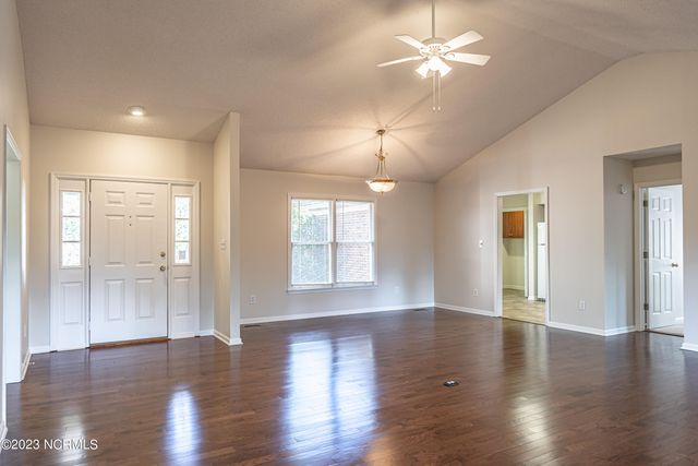 22 La Quinta Loop, Pinehurst, NC 28374