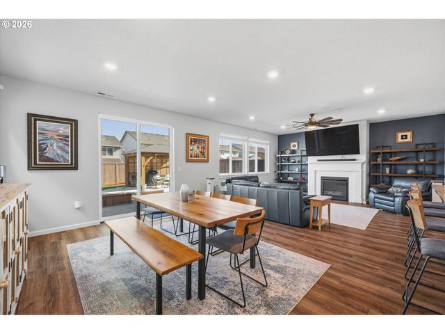 2690 Nw MEADOWS Dr, Mc Minnville, OR 97128
