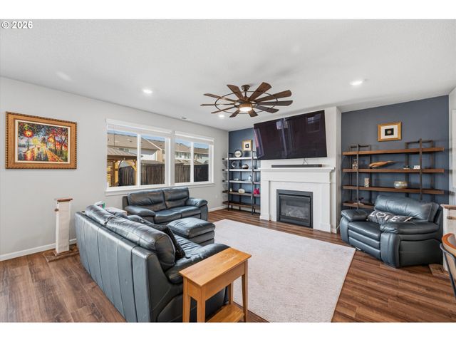 2690 Nw MEADOWS Dr, Mc Minnville, OR 97128