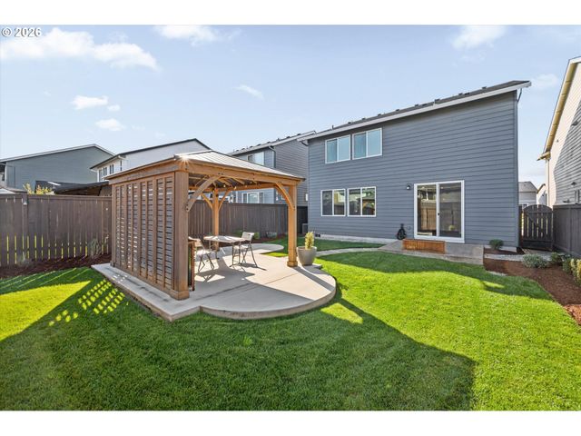 2690 Nw MEADOWS Dr, Mc Minnville, OR 97128