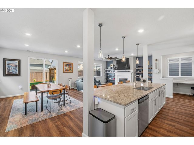 2690 Nw MEADOWS Dr, Mc Minnville, OR 97128