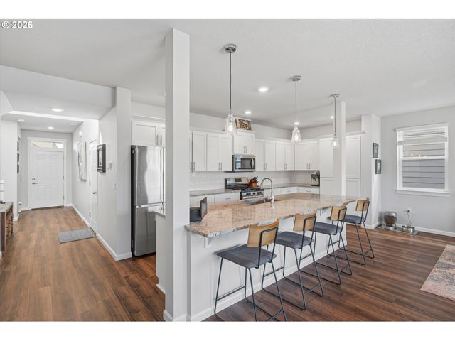 2690 Nw MEADOWS Dr, Mc Minnville, OR 97128
