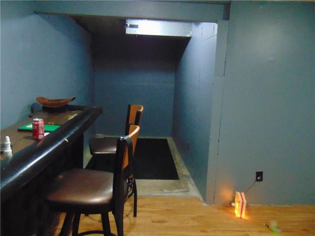 2103 Ridgewood Road, Harrisonville, MO 64701