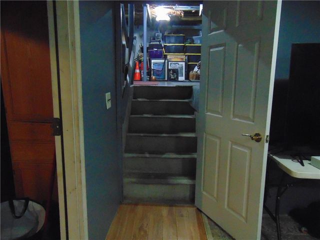 2103 Ridgewood Road, Harrisonville, MO 64701