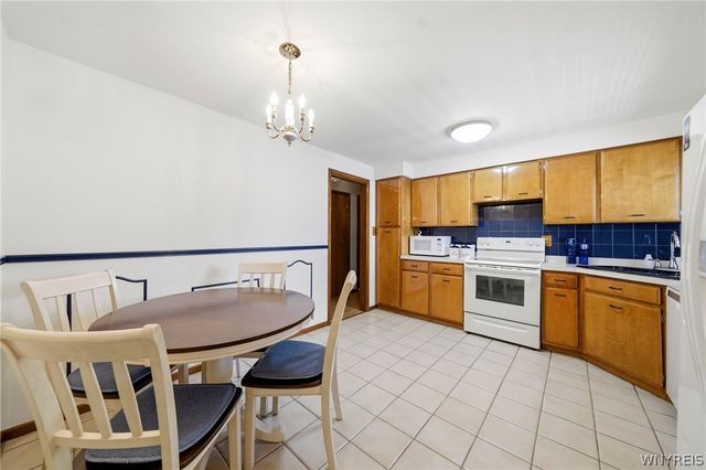 742 Scovell Drive, Lewiston, NY 14092