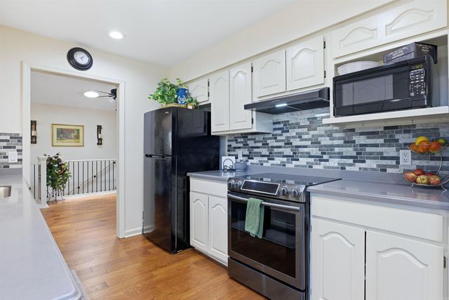 1 Narvaez Lane, Hot Springs Village, AR 71909