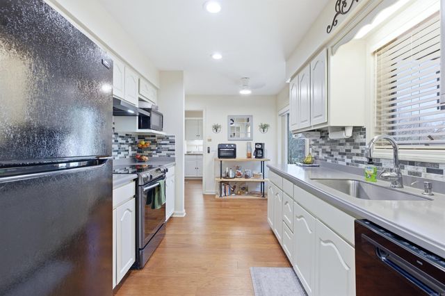 1 Narvaez Lane, Hot Springs Village, AR 71909