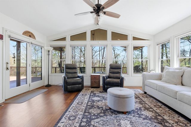 1 Narvaez Lane, Hot Springs Village, AR 71909