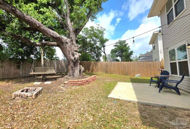 380 Hilburn Ln, Pensacola, FL 32504