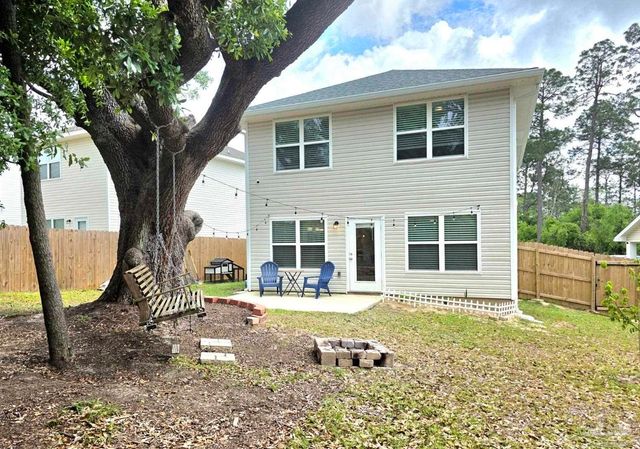 380 Hilburn Ln, Pensacola, FL 32504