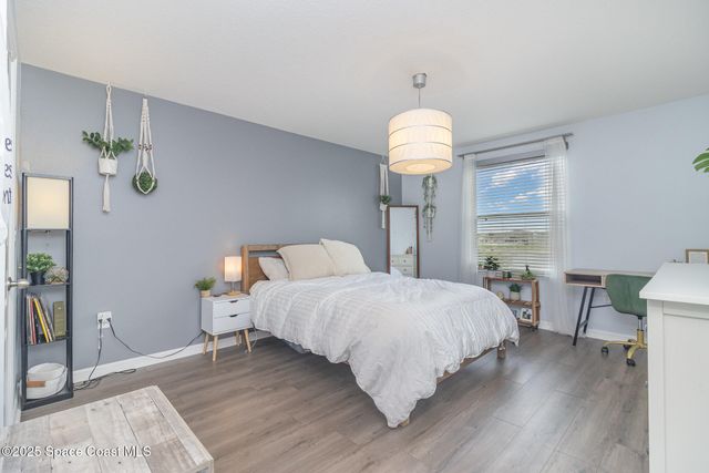 2039 Snapdragon Drive NW, Palm Bay, FL 32907