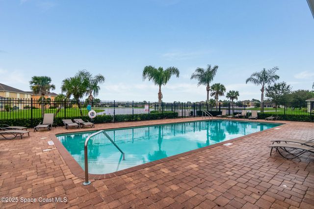 2039 Snapdragon Drive NW, Palm Bay, FL 32907