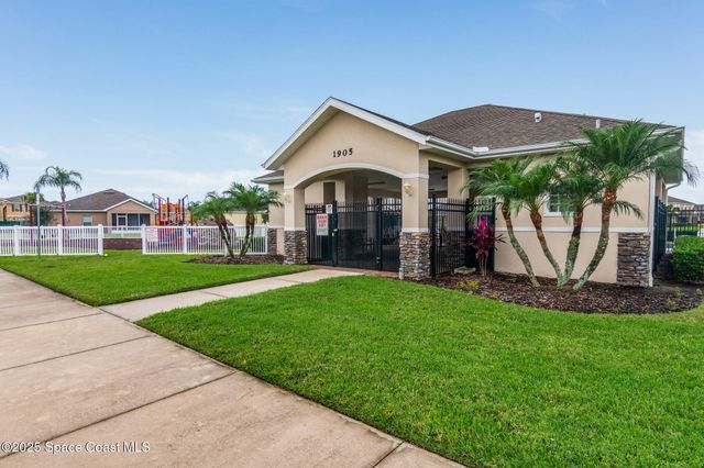 2039 Snapdragon Drive NW, Palm Bay, FL 32907