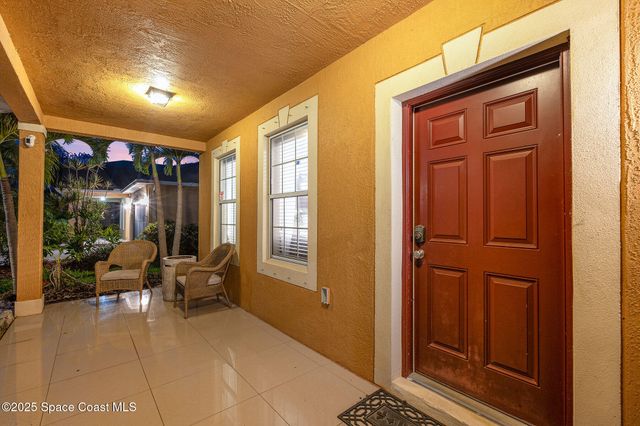 2039 Snapdragon Drive NW, Palm Bay, FL 32907