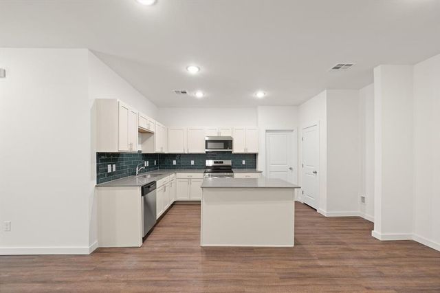 7281 S Douglas, Guthrie, OK 73044