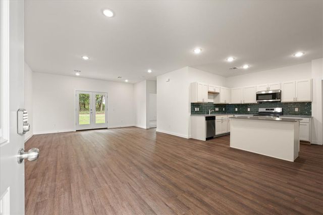 7281 S Douglas, Guthrie, OK 73044