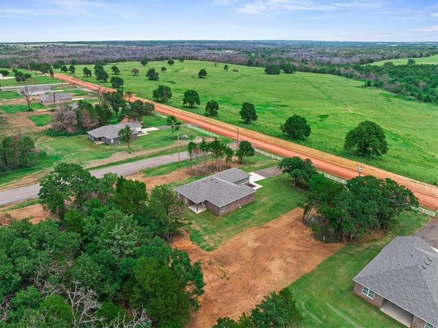 7281 S Douglas, Guthrie, OK 73044