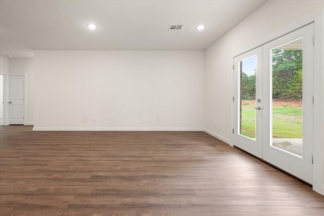 7281 S Douglas, Guthrie, OK 73044