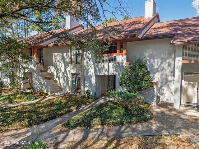 2305 WOOD HILL Place, Jacksonville, FL 32256