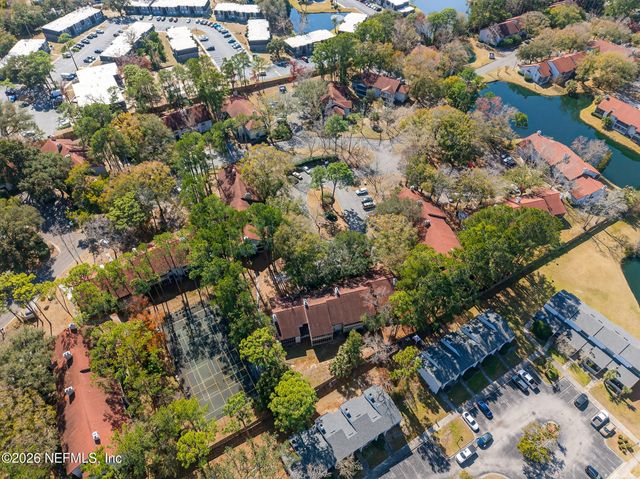 2305 WOOD HILL Place, Jacksonville, FL 32256