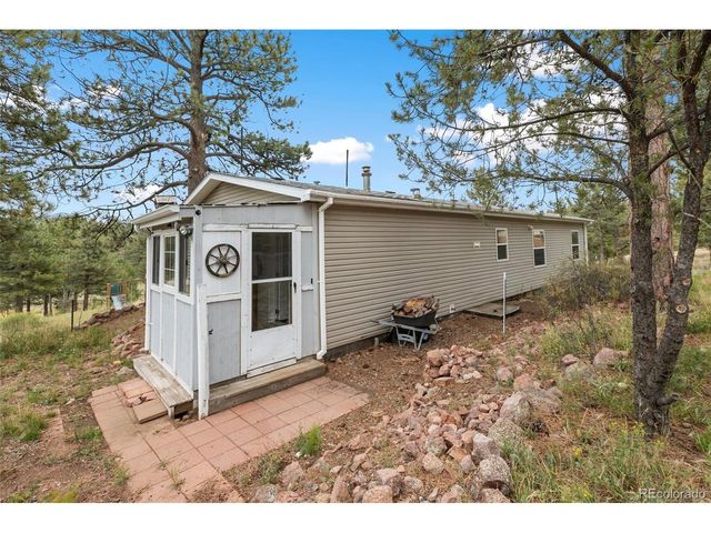 1703 Arapahoe Dr, Florissant, CO 80816