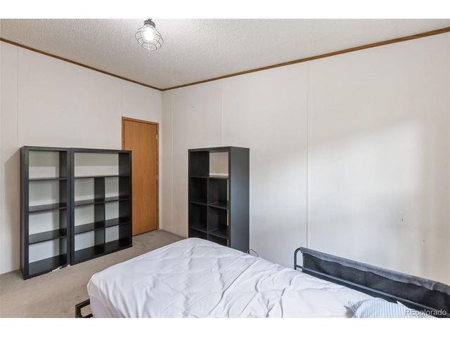 1703 Arapahoe Dr, Florissant, CO 80816