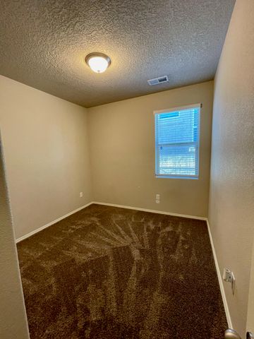 5841 Union Drive NE, Rio Rancho, NM 87144